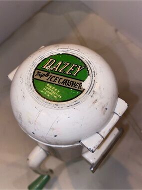 VINTAGE!! Dazey Triple Ice Crusher, likely Model 160 from the 1940s